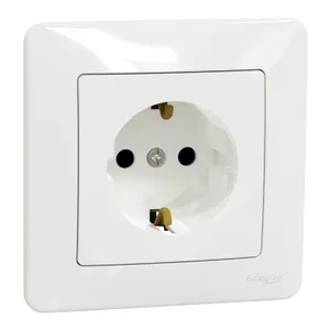 Sedna Design, Priza 2P+E cu obturatoare si rama decorativa, alb