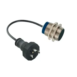Senzor Inductiv Xs6 M30 - L62Mm - Bronz - Sn15Mm - 24 - 240Vac/Dc - Din 0.15M