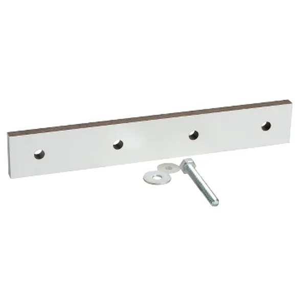 Flansa de montare, PrismaSeT P, pentru montarea barei de distributie frontale in tablouri W400